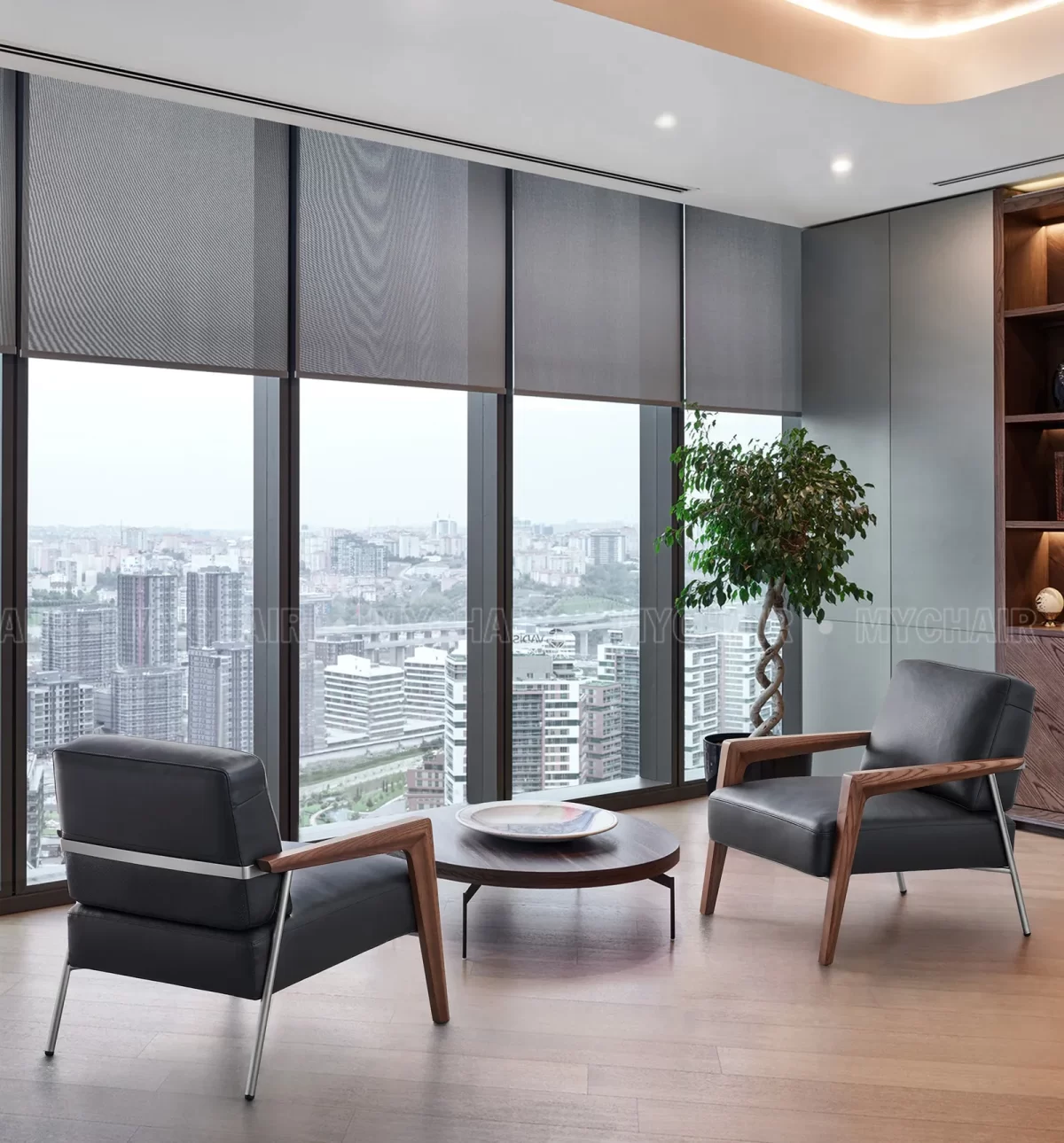 Armchair Da Cao Cấp Nhập Khẩu MyChair SF095