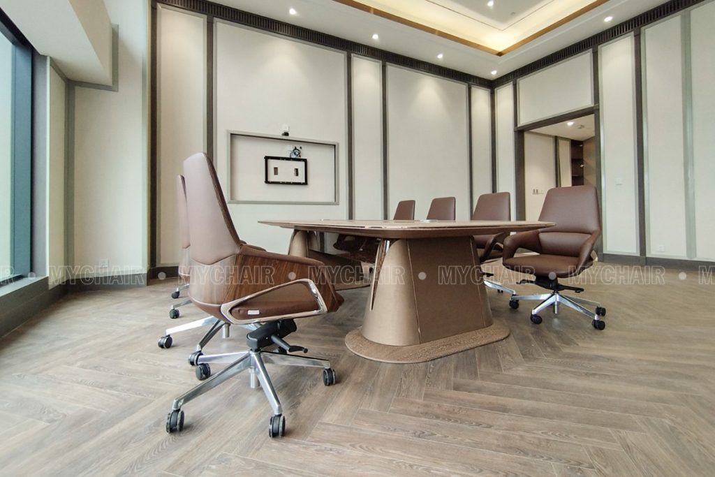 Bộ bàn ghế phòng họp được chủ đầu tư lựa chọn