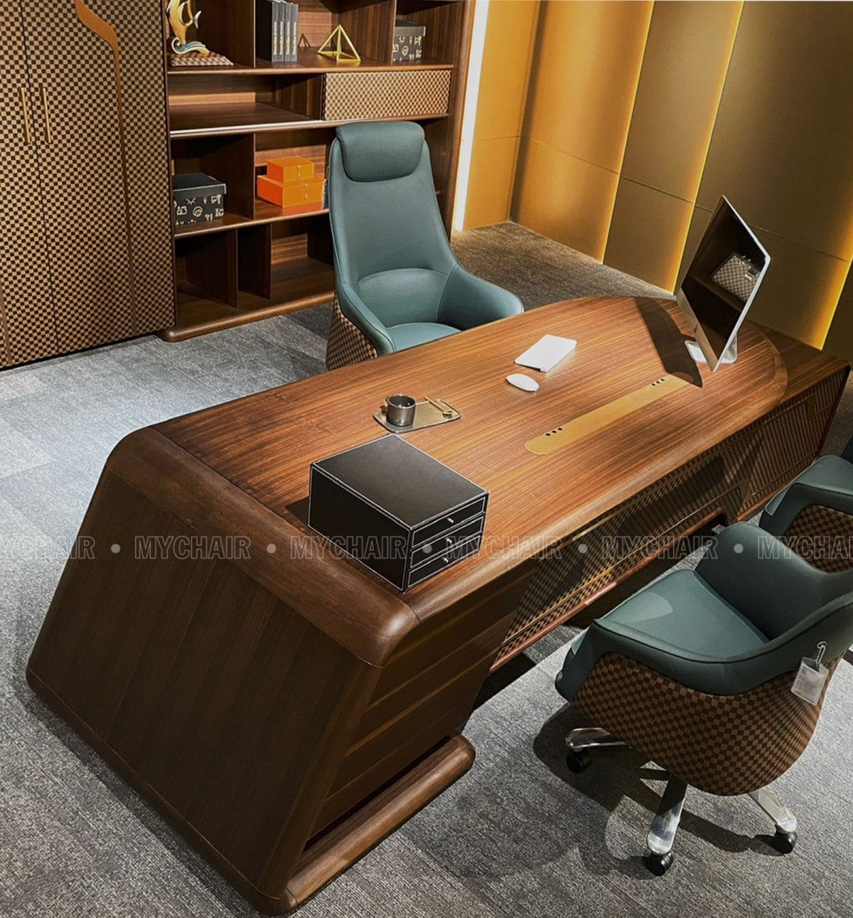 Bàn Giám Đốc Cao Cấp MyChair DGU-01D