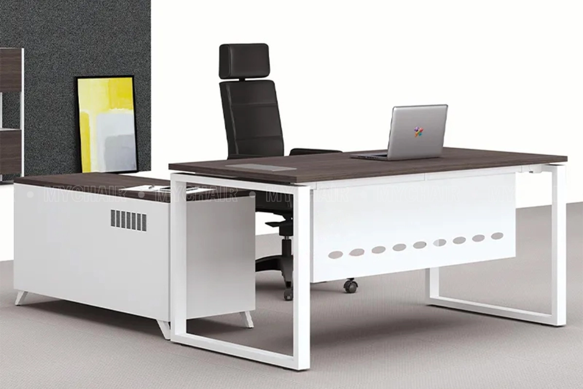 Mẫu bàn giám đốc 1m8 MV71