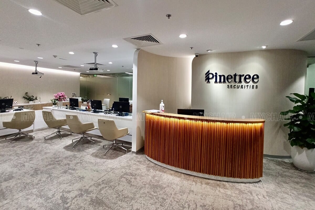 Thi công nội thất văn phòng tại Pinetree