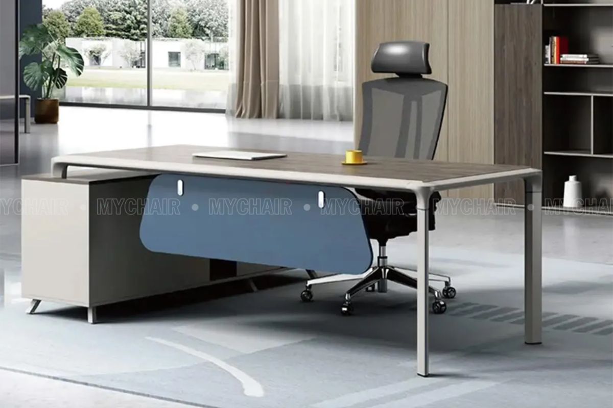 Bàn giám đốc cho người tuổi Thìn MC68A-1