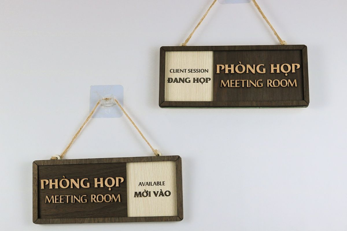 Bảng treo sửa phòng họp đẹp