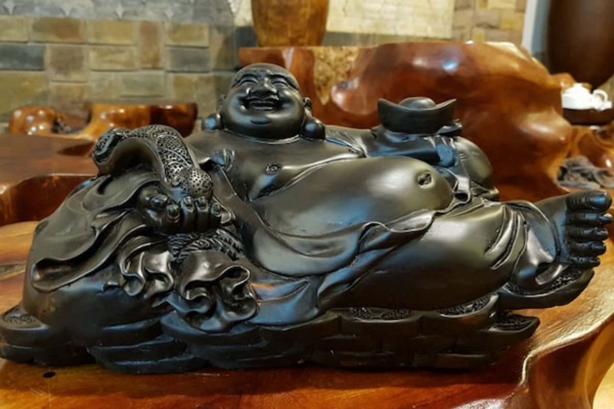 Tượng gỗ mun