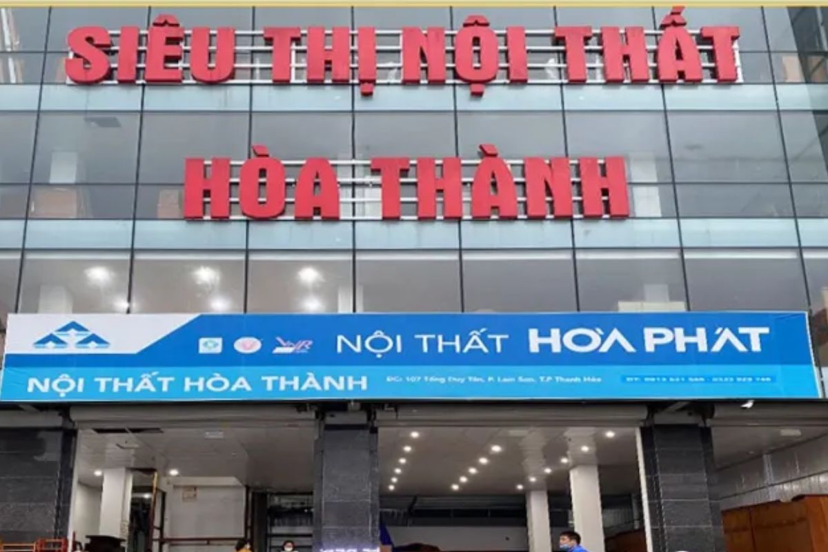 Nội thất Hòa Thành - Địa chỉ mua bàn giám đốc Thanh Hóa chất lượng