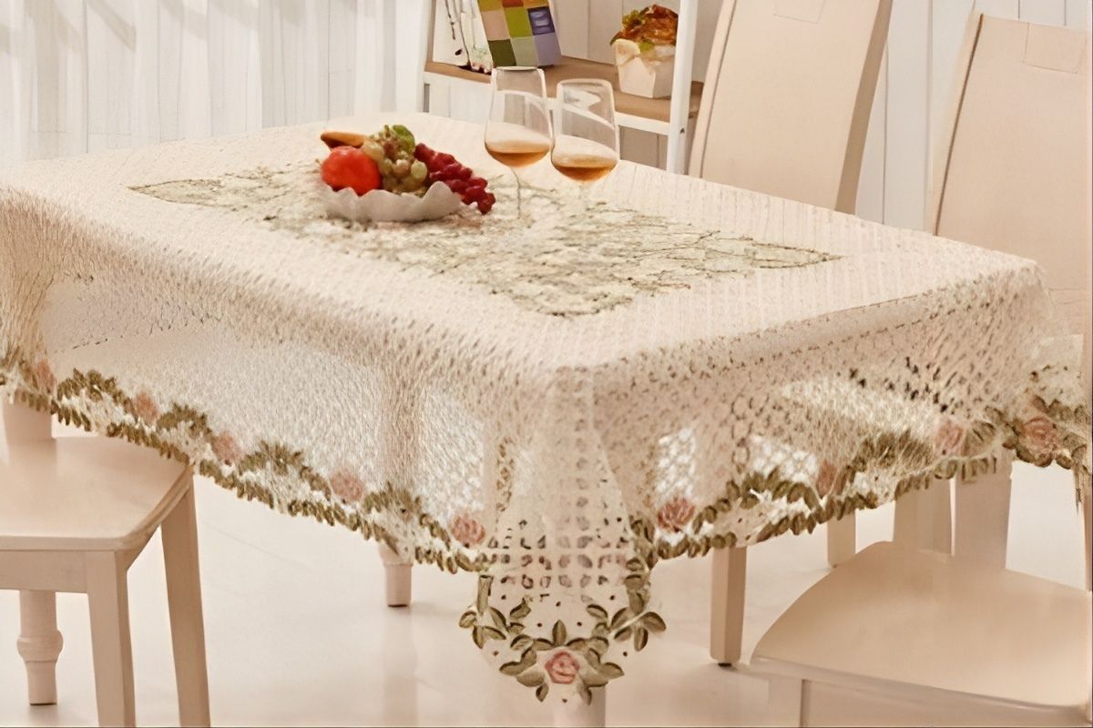 Khăn trải bàn phòng họp hoa văn hiện đại đẹp mắt