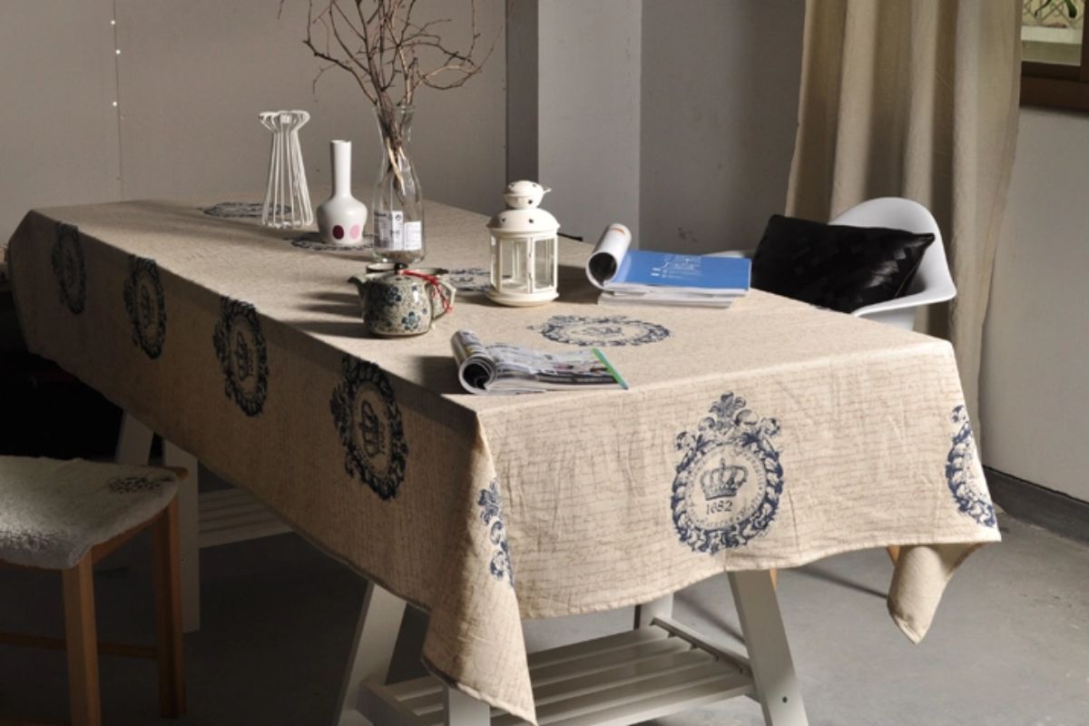 Khăn trải bàn vintage cho phòng họp cao cấp
