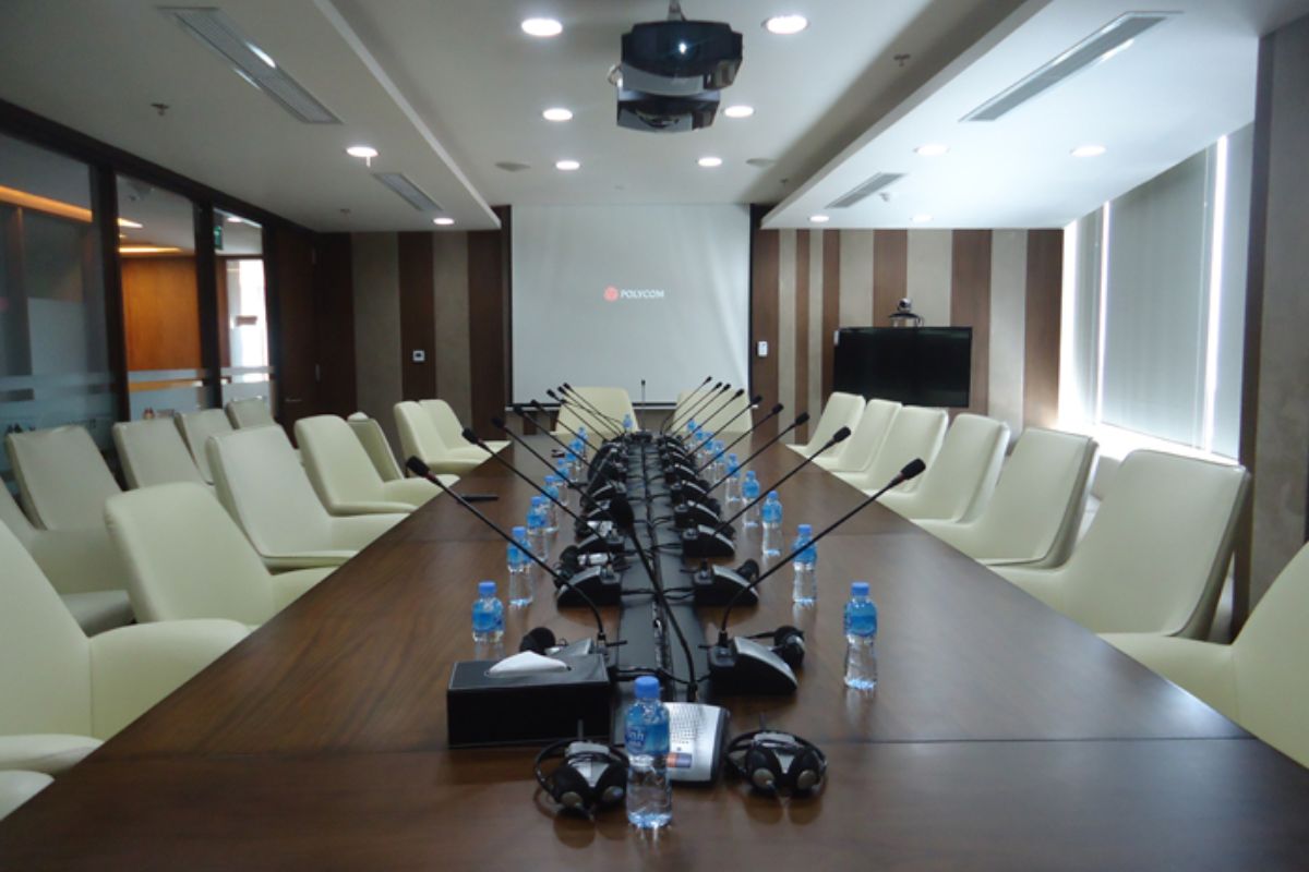 Định nghĩa về loa phòng họp