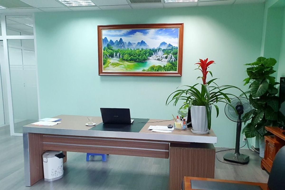 Lưu ý khi lựa chọn tranh treo phòng giám đốc mệnh Mộc