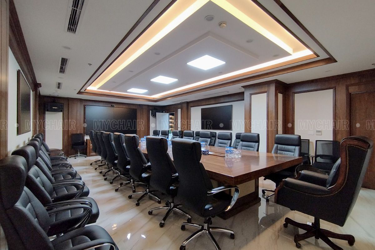 Lý do nên sử dụng đèn trang trí phòng họp