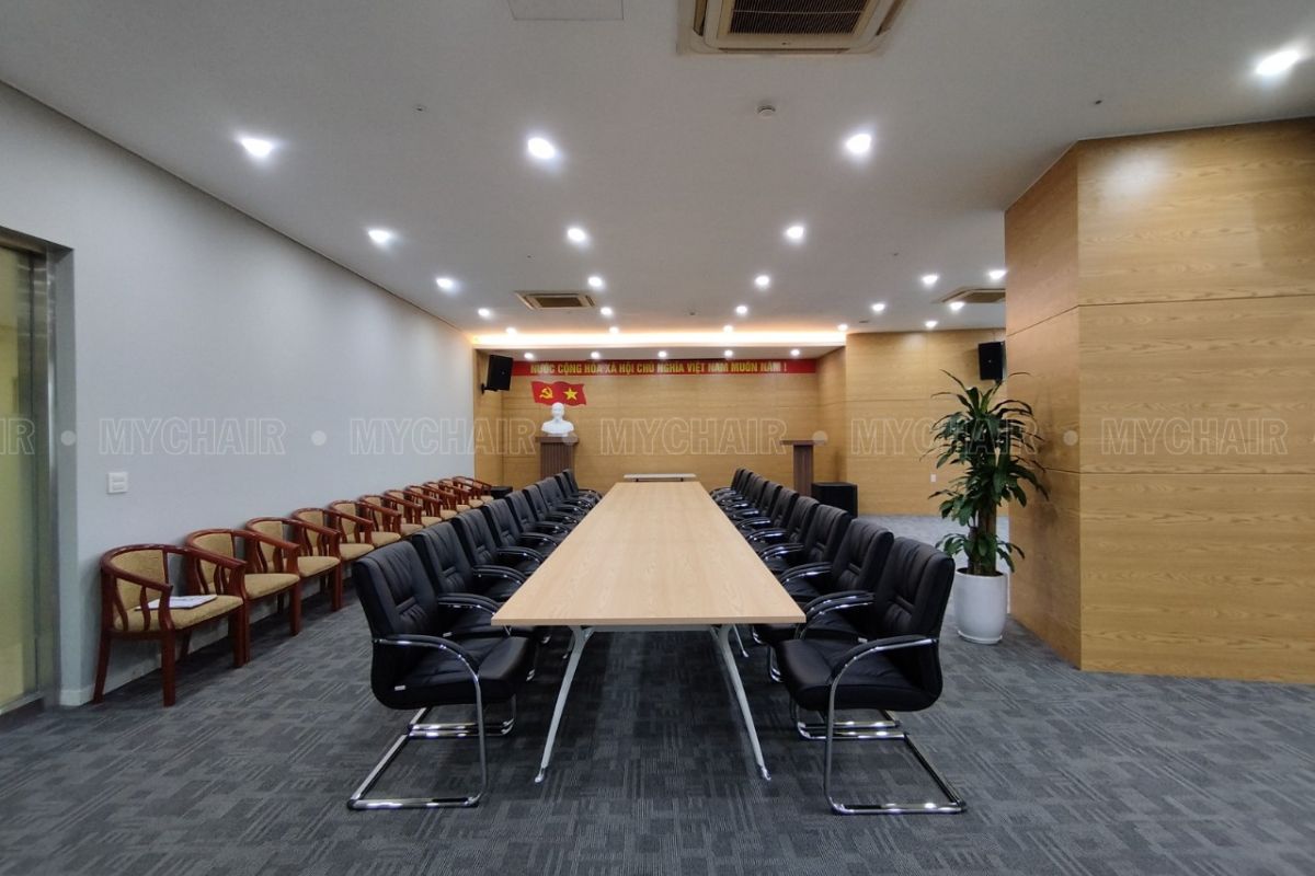Ý nghĩa của việc trang trí phòng họp