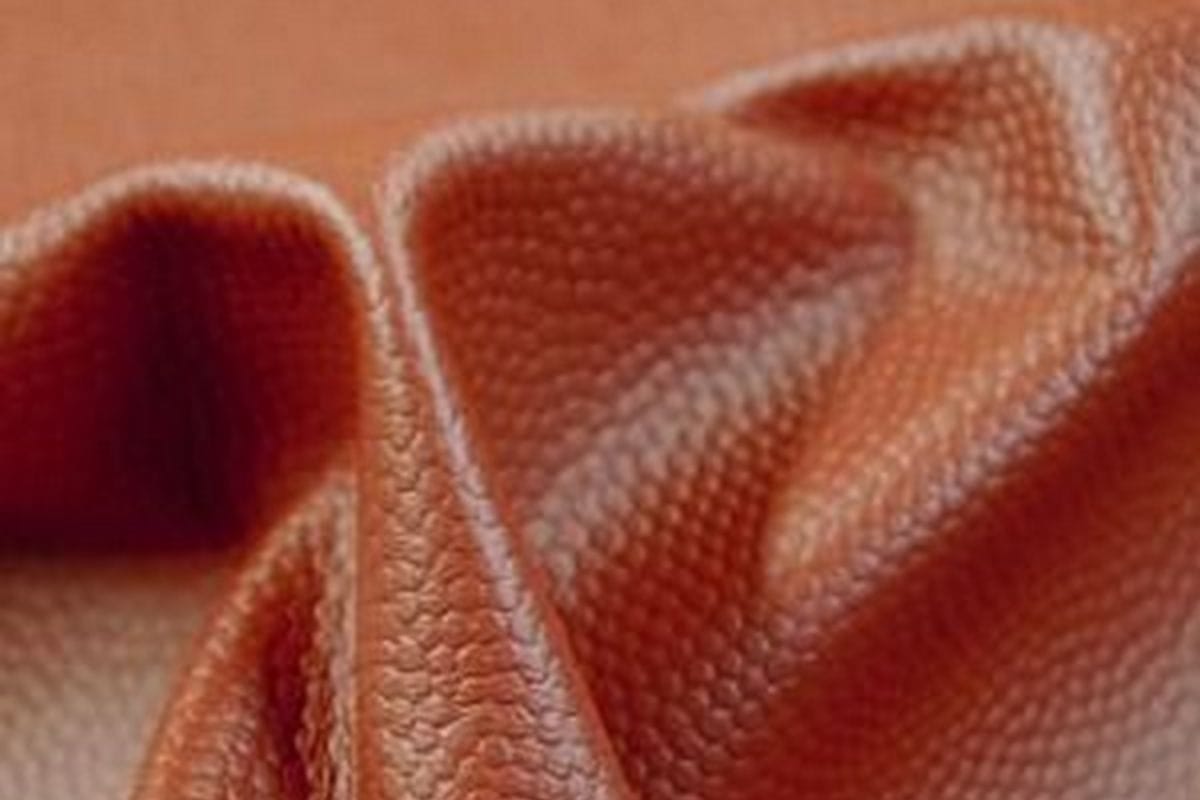 Các loại da bò Ý giả có đặc điểm gì?