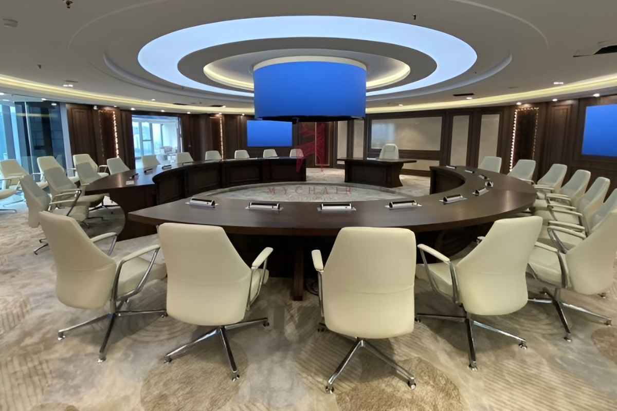 Setup phòng họp kiểu bàn tròn 