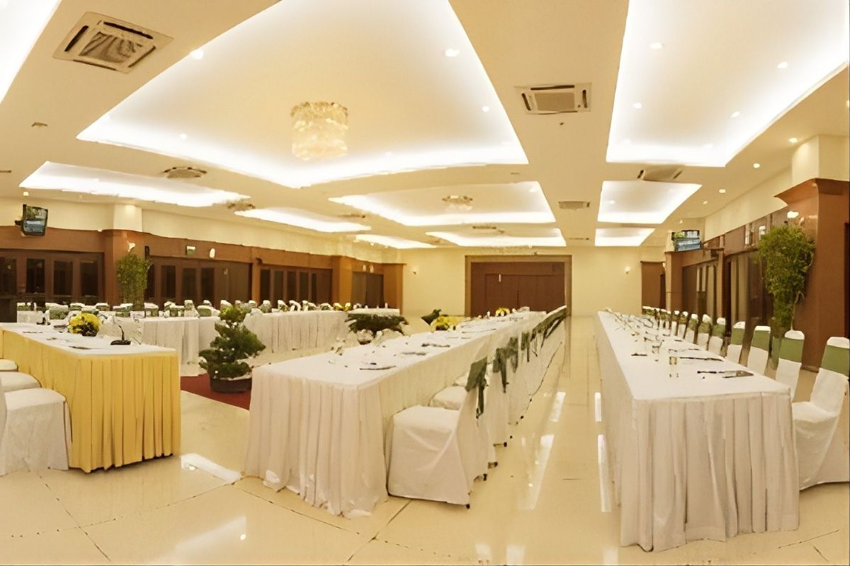 Ý nghĩa của khăn trải bàn phòng họp