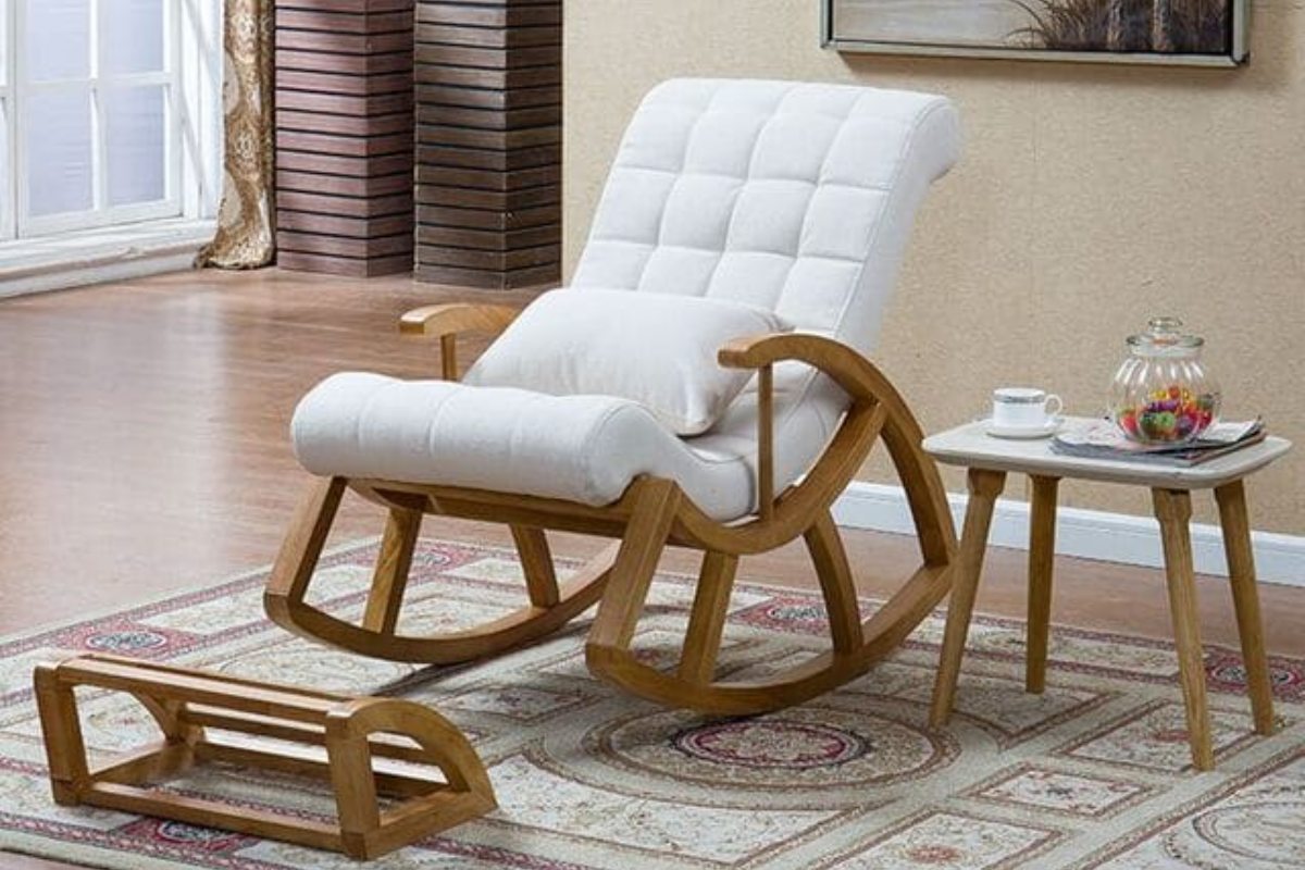 Ghế bập bênh đọc sách