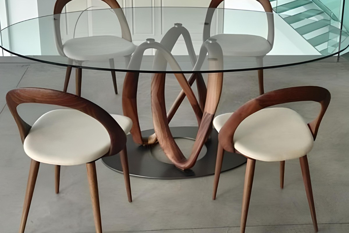 Bàn họp kính trong suốt hình oval