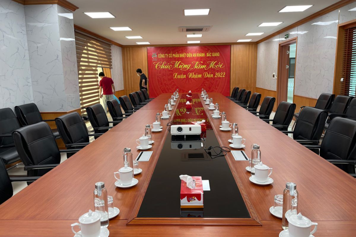 Công dụng của cốc phòng họp