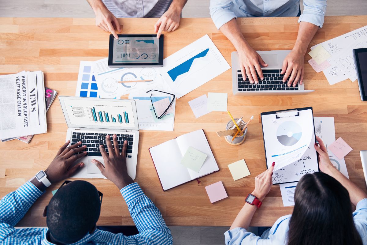 Những lưu ý khi viết biên bản cuộc họp công ty