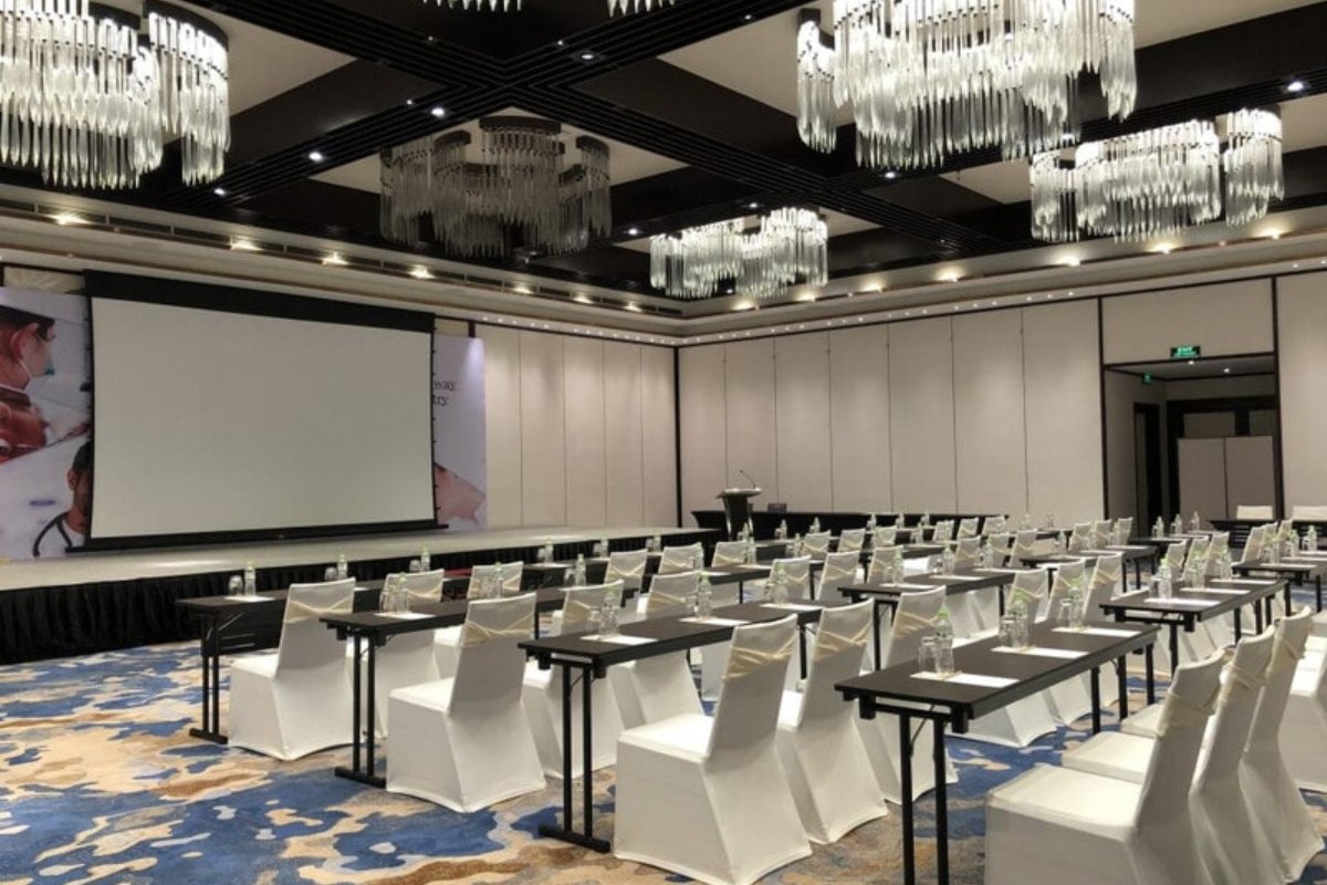 Setup phòng họp báo quy mô vừa và nhỏ
