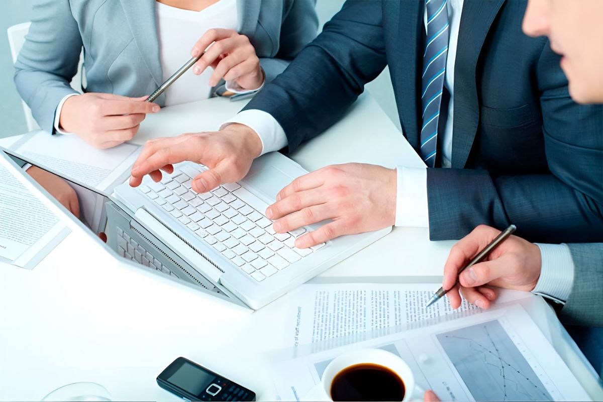 Quyền hạn của ban giám đốc trong doanh nghiệp
