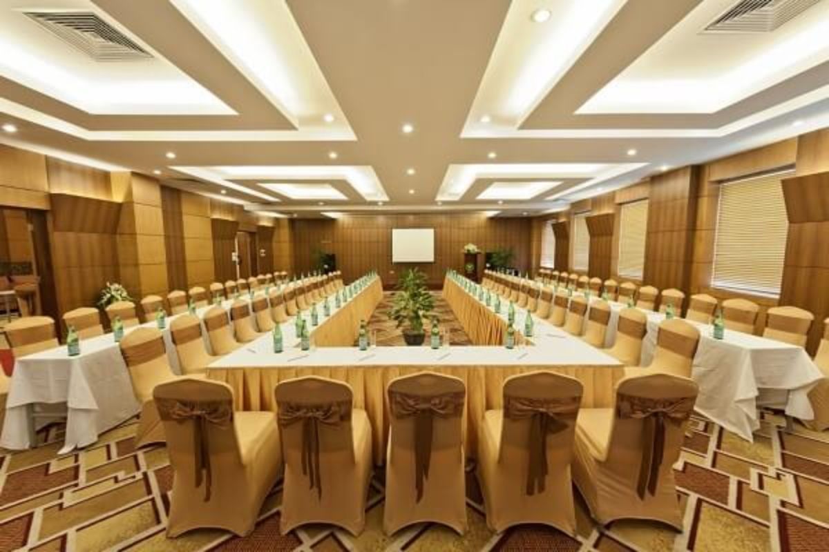 Setup phòng hội nghị chữ U