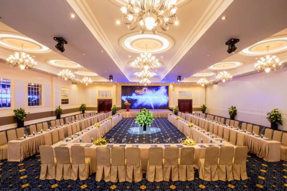 Trang trí phòng hội nghị sáng tạo