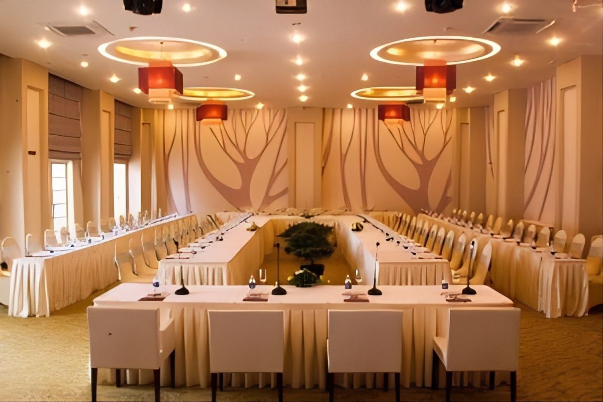 Trang trí phòng hội nghị đẹp