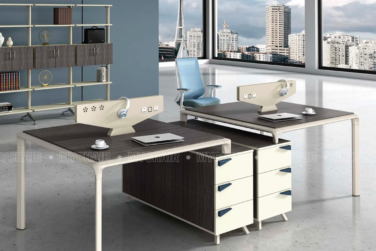 Bàn làm việc văn phòng nhỏ gọn