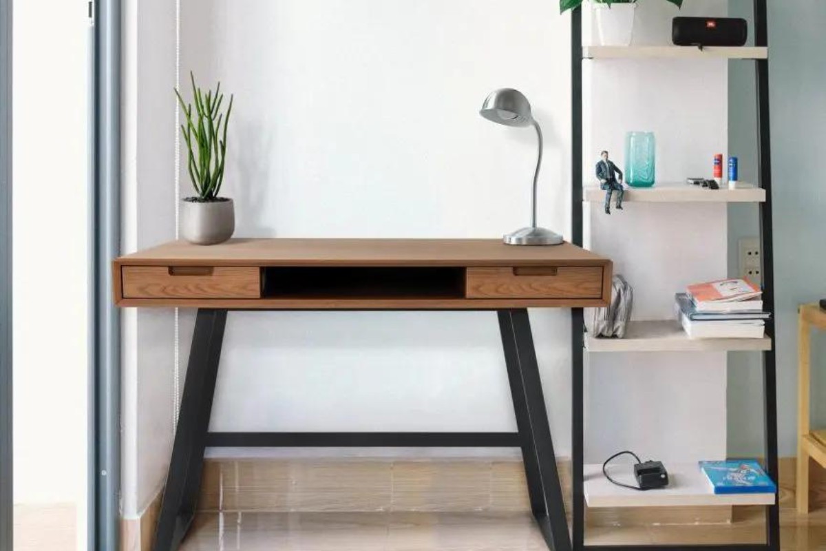 Bàn làm việc nhỏ có ngăn kéo