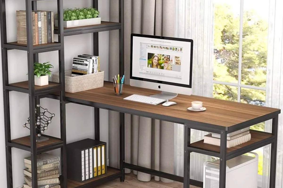 Bàn làm việc có kệ sách bên hông