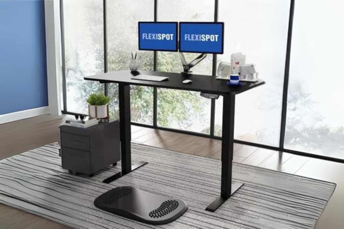 Bàn làm việc đứng điều chỉnh độ cao Flexispot