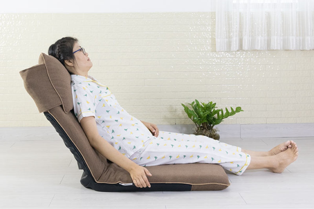 Ghế bệt tựa lưng thư giãn cho người già
