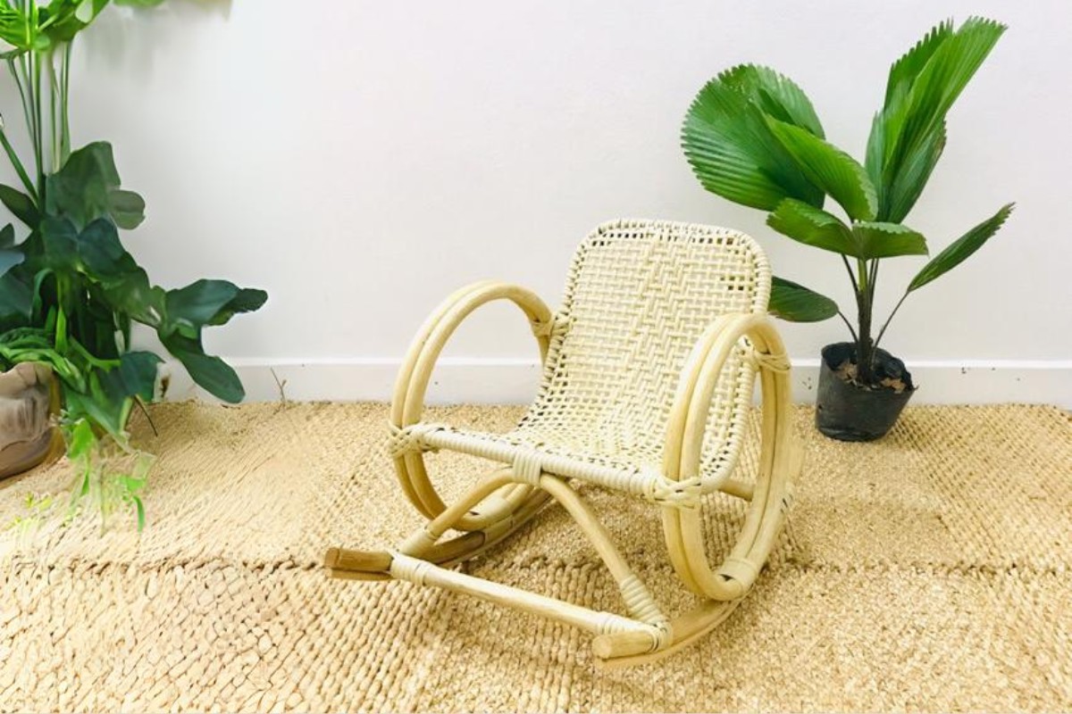 Ghế nằm thư giãn bập bênh cho bé