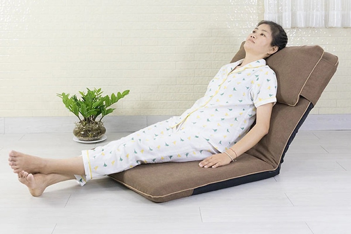 Ghế tựa không chân cho người già