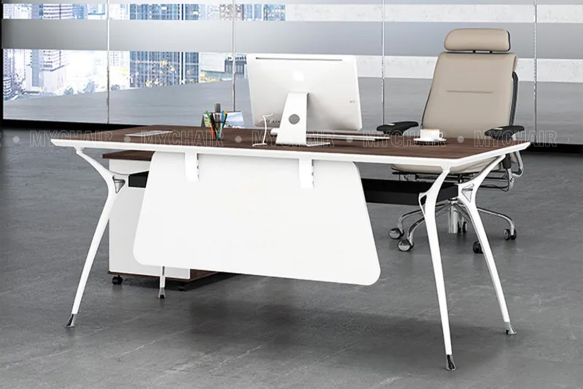 Bàn giám đốc có kích thước chuẩn