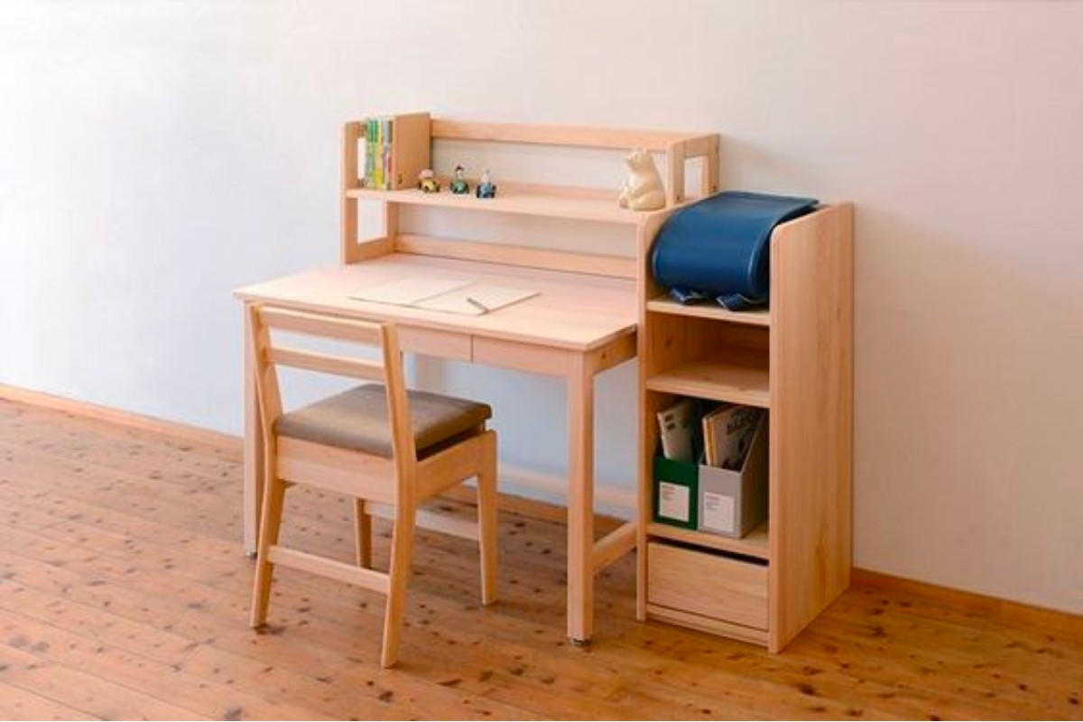 Bàn làm việc gỗ có kệ sách