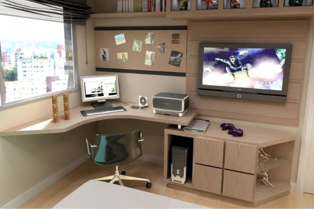 Bàn làm việc kèm kệ tivi gắn tường