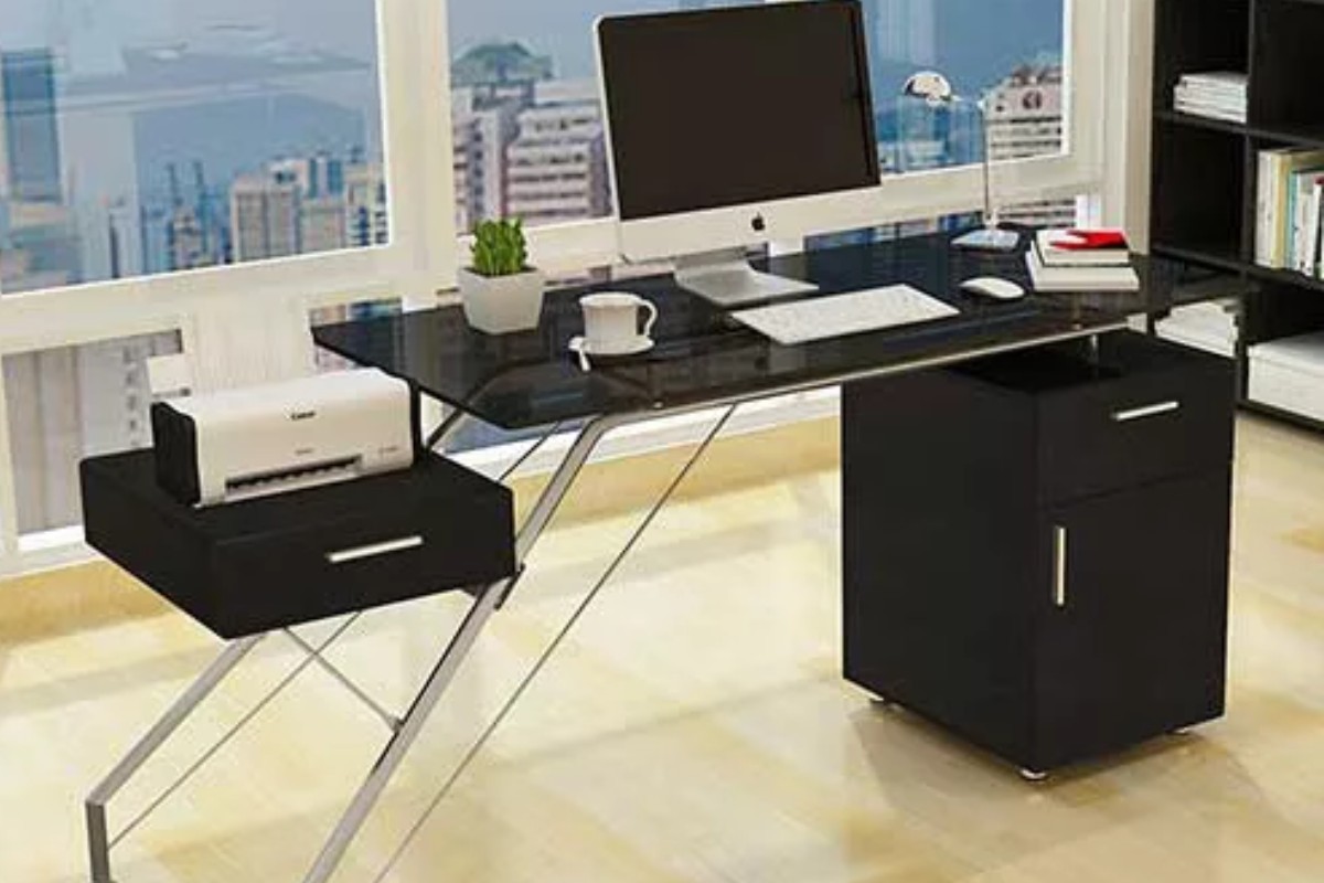 Bàn làm việc mặt kính có tủ phụ