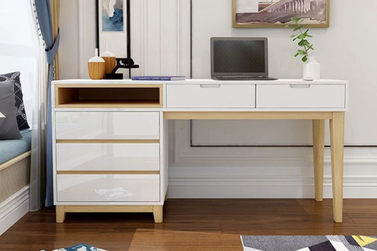Bàn có hộc tủ trang nhã