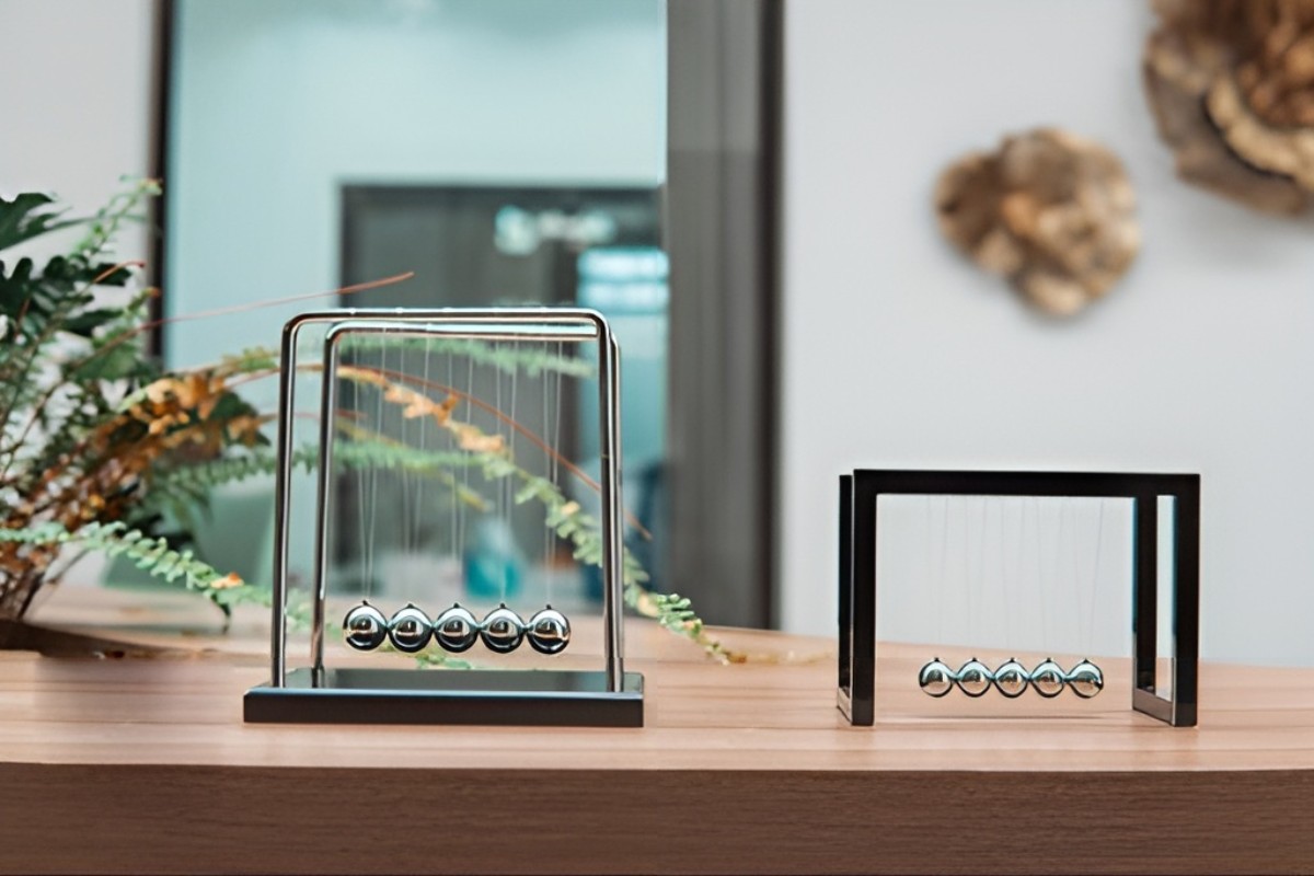 Con lắc bi từ tính để bàn