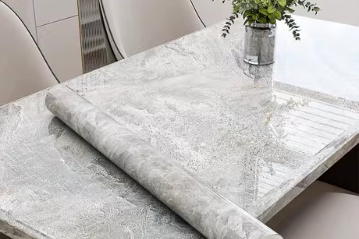 Decal giả vân đá dán bàn làm việc