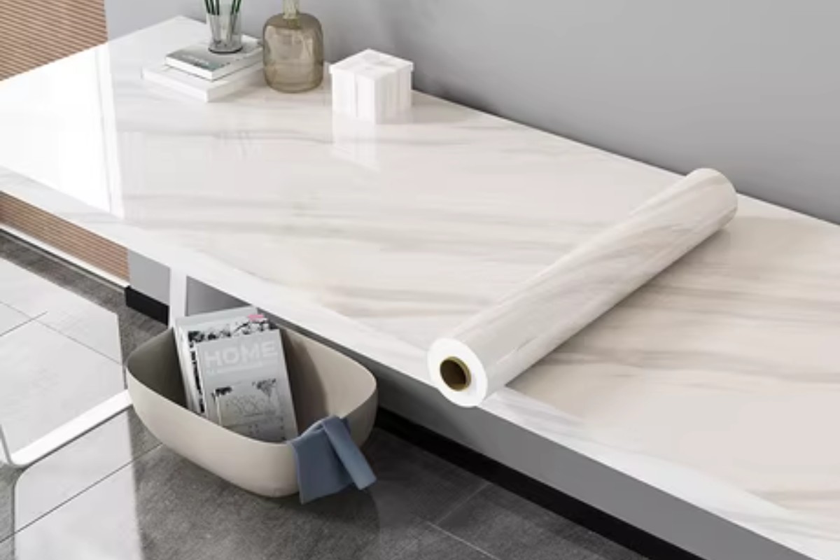 Decal giả vân đá dán bàn làm việc