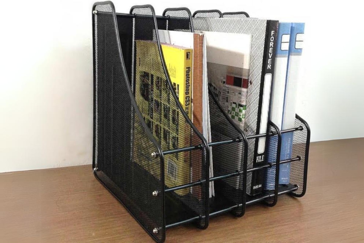Giá tài liệu sắt để bàn làm việc