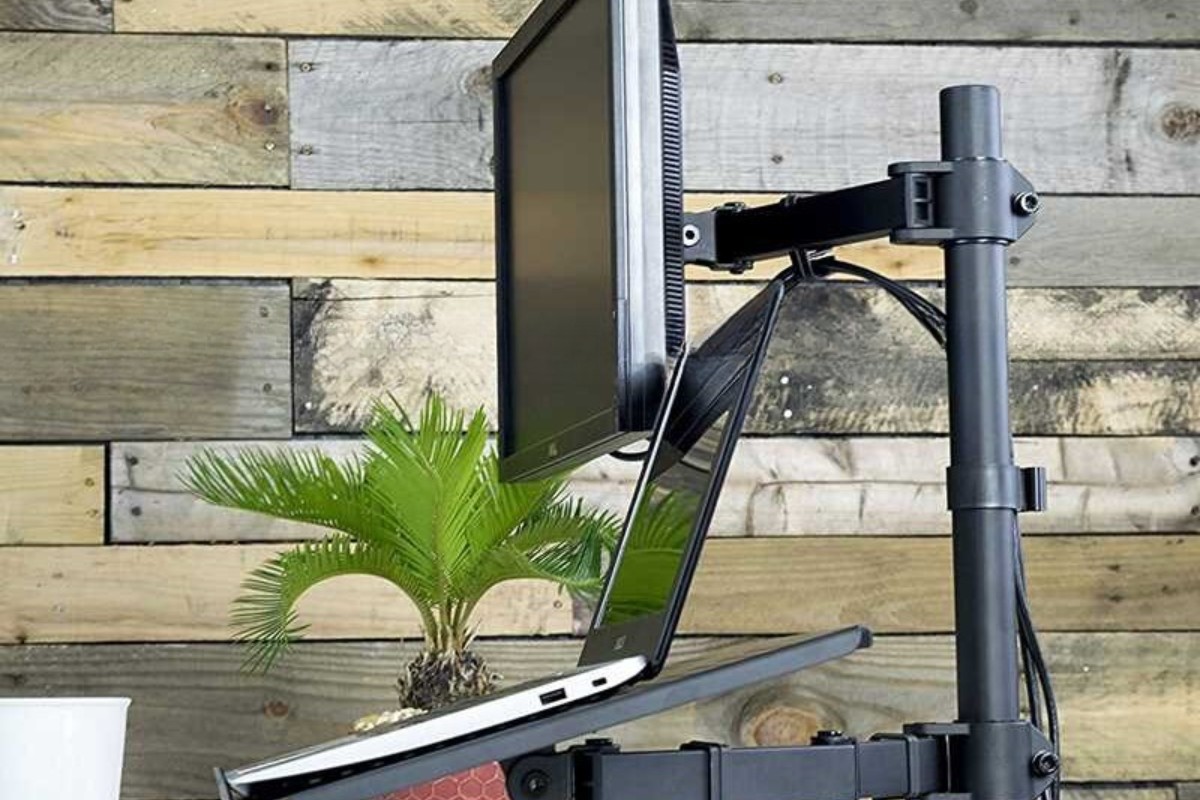 Giá đỡ màn hình giúp bạn phù hợp với tầm nhìn