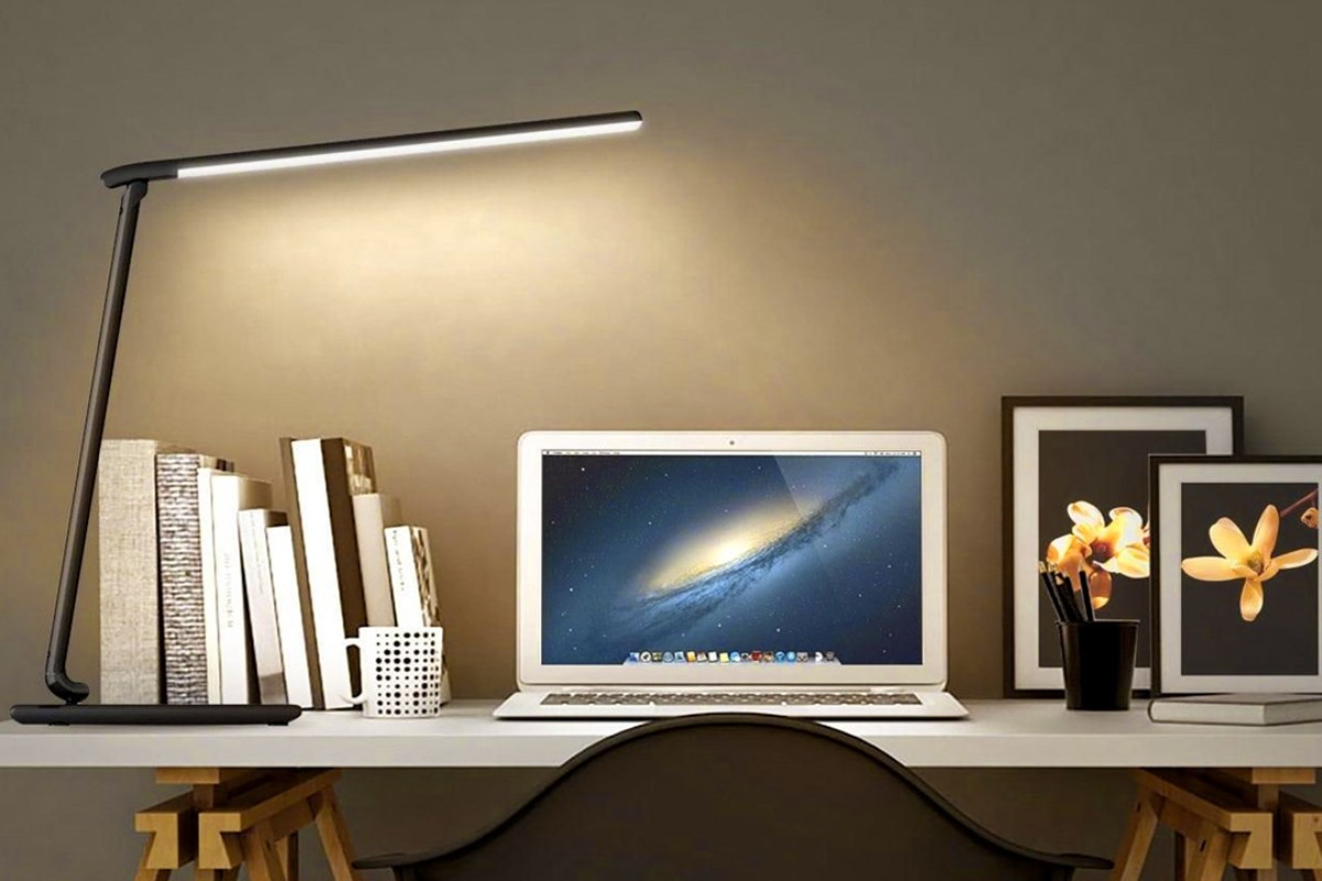 Hướng dẫn cách chọn đèn để bàn làm việc văn phòng chất lượng