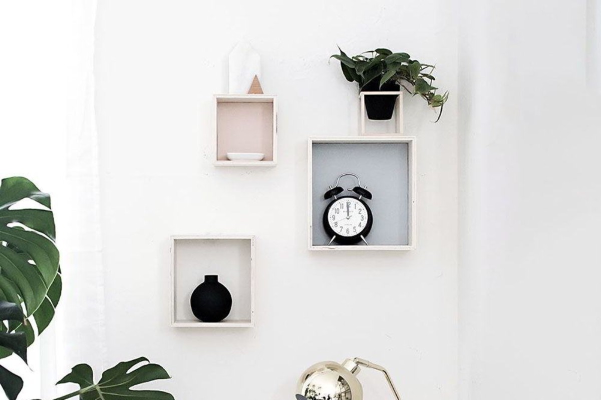 Kệ treo tường handmade trang trí bàn làm việc
