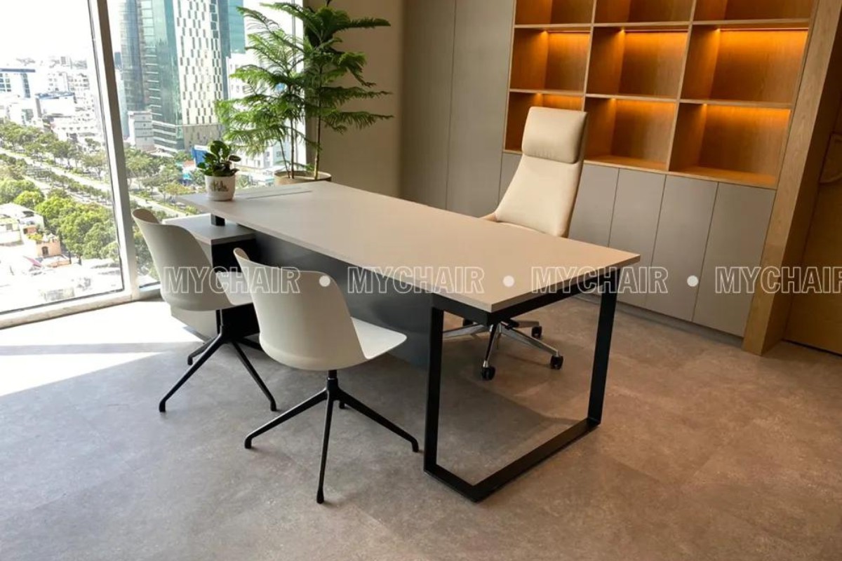 Lưu ý khi bố trí bàn trưởng phòng