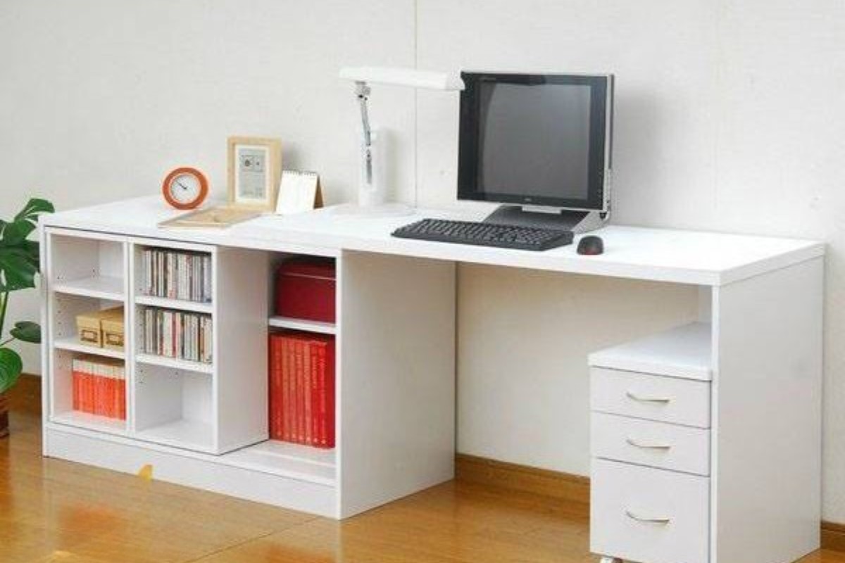 Bàn làm việc tại nhà bằng nhựa đài loan