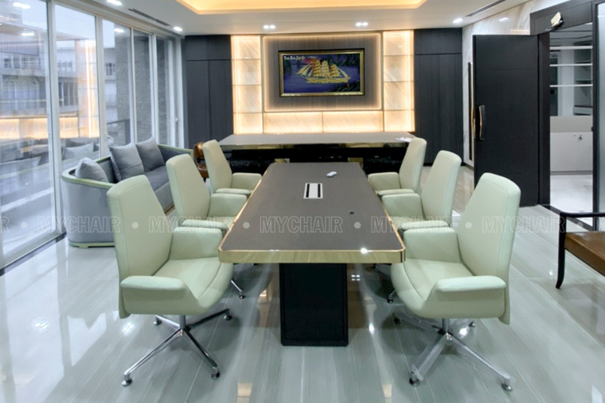 Bàn họp cao cấp cho 4 - 6 người ngồi