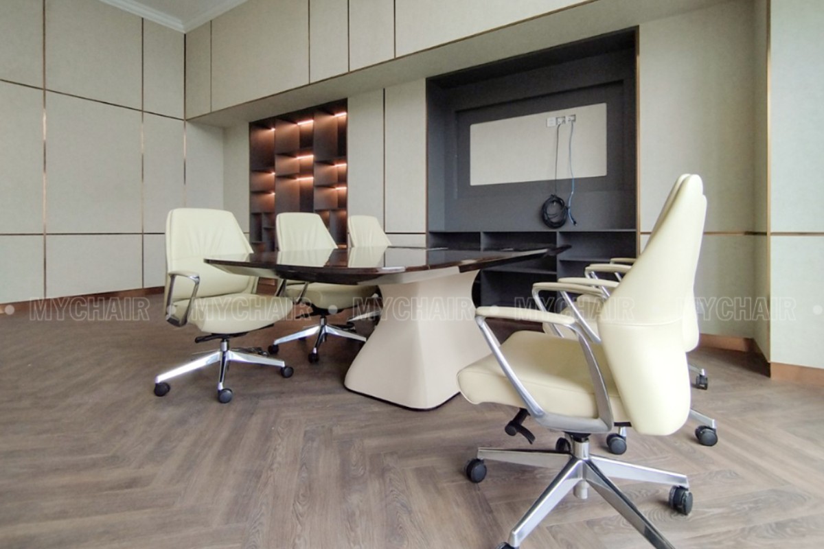 Bàn họp hình chữ nhật cho 6 - 8 người